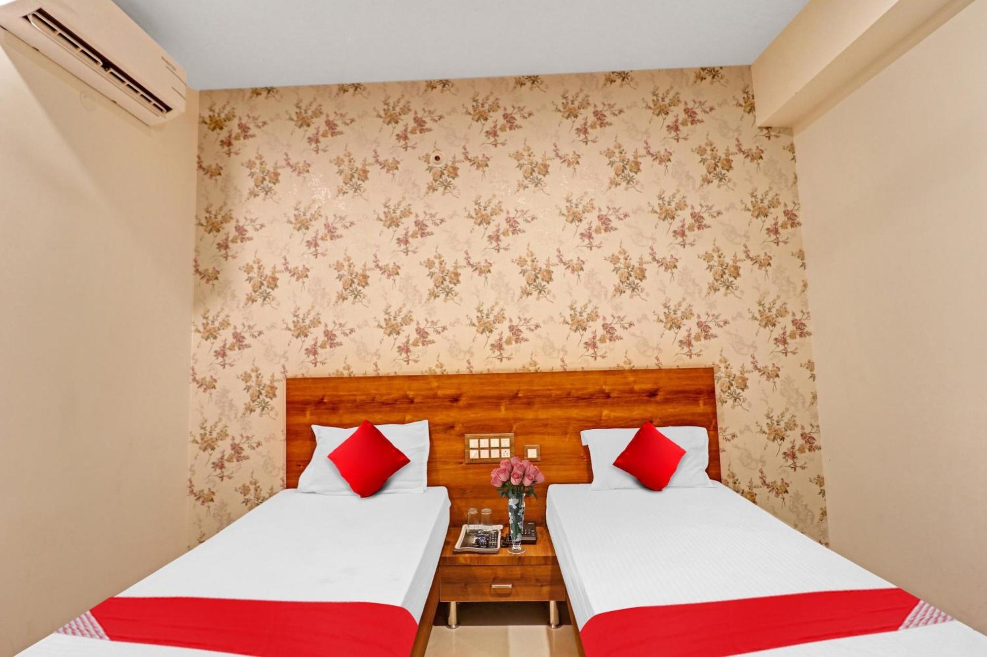 Hotel O Formula Vanivilasa Puram Экстерьер фото